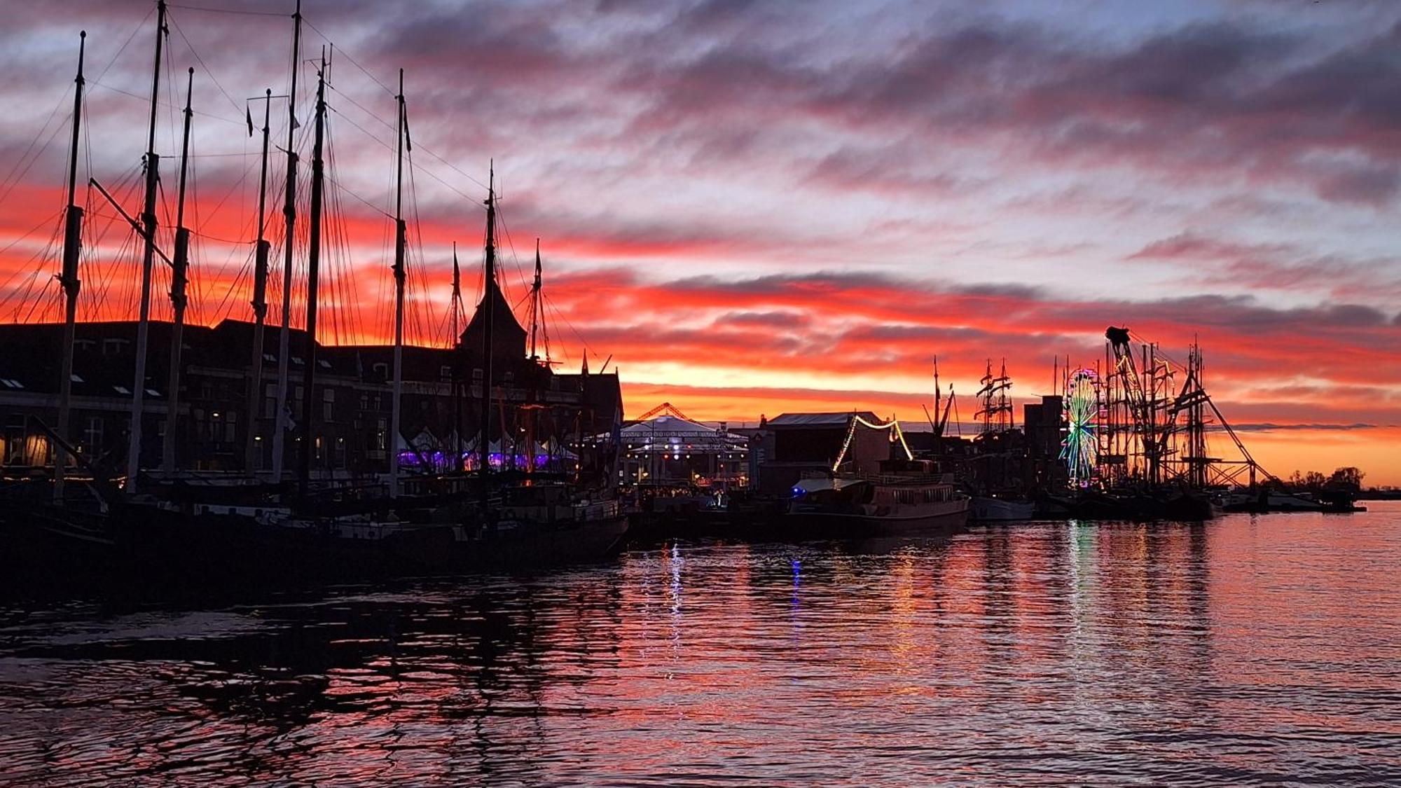 'T Hanzehuys Kampen Buitenkant foto